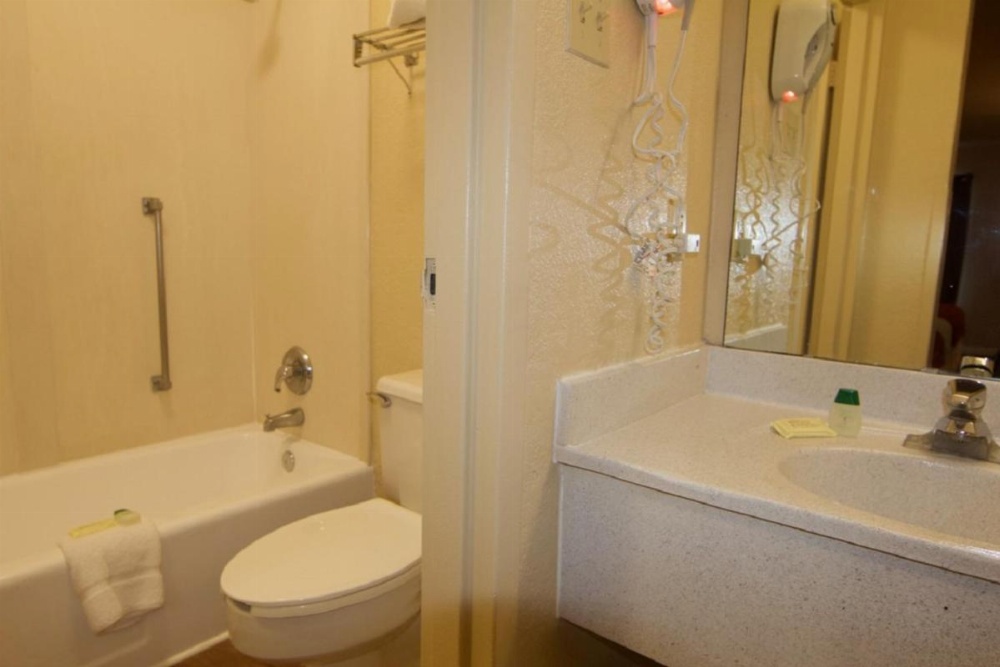 Winter Haven Gardens Inn Image 10