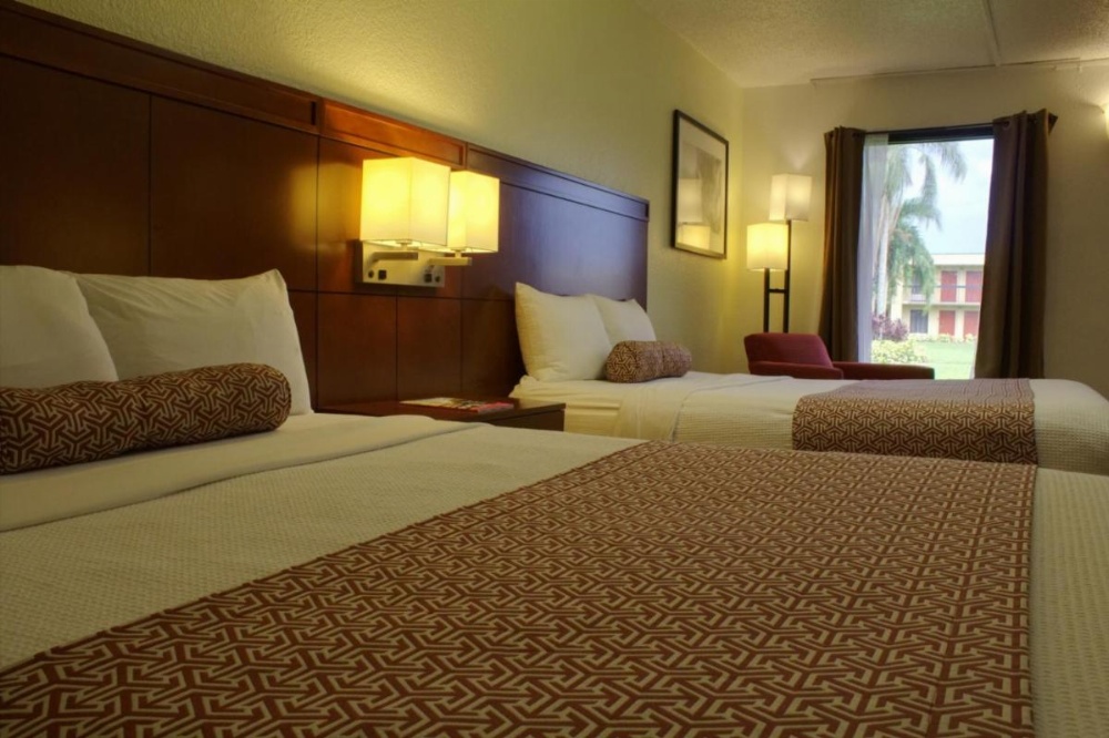 Room image 3