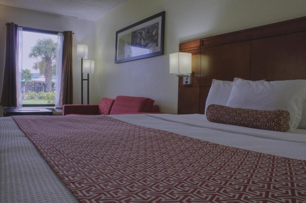 Room image 2